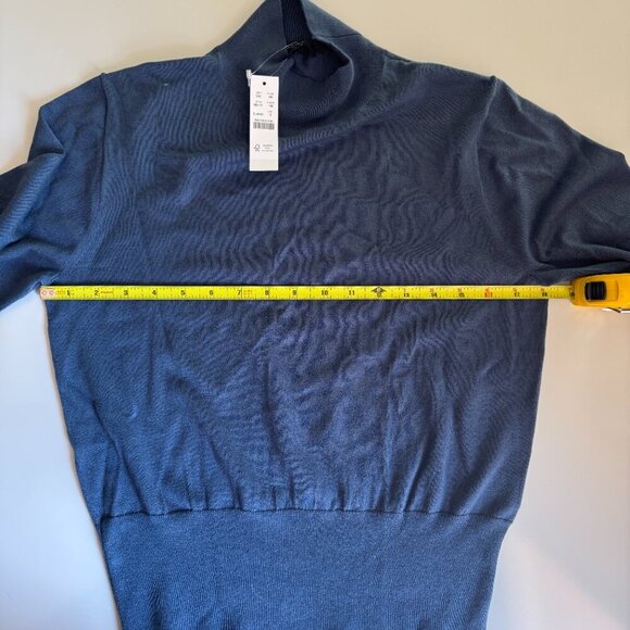 NWT J. Crew Lightweight Turtleneck Sweater Size Small Indigo - Picture 3 of 6